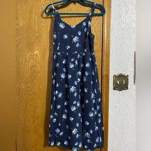 Old Navy, navy dress with flowers